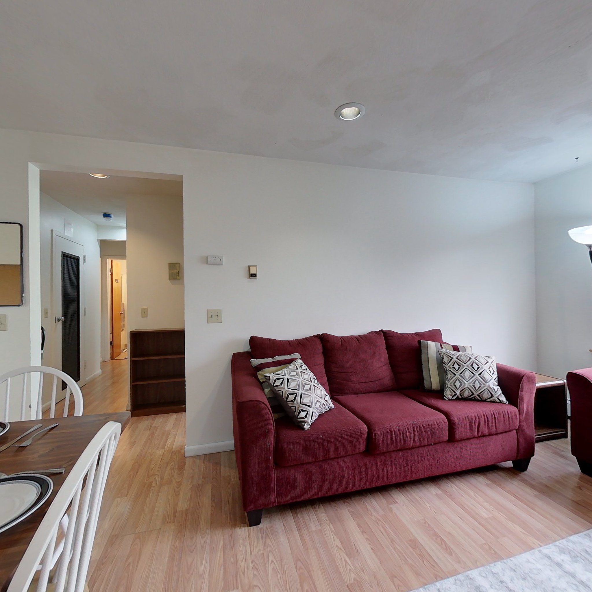 iGUIDE 3D Tour for 407 Eddy St, Ithaca, NY